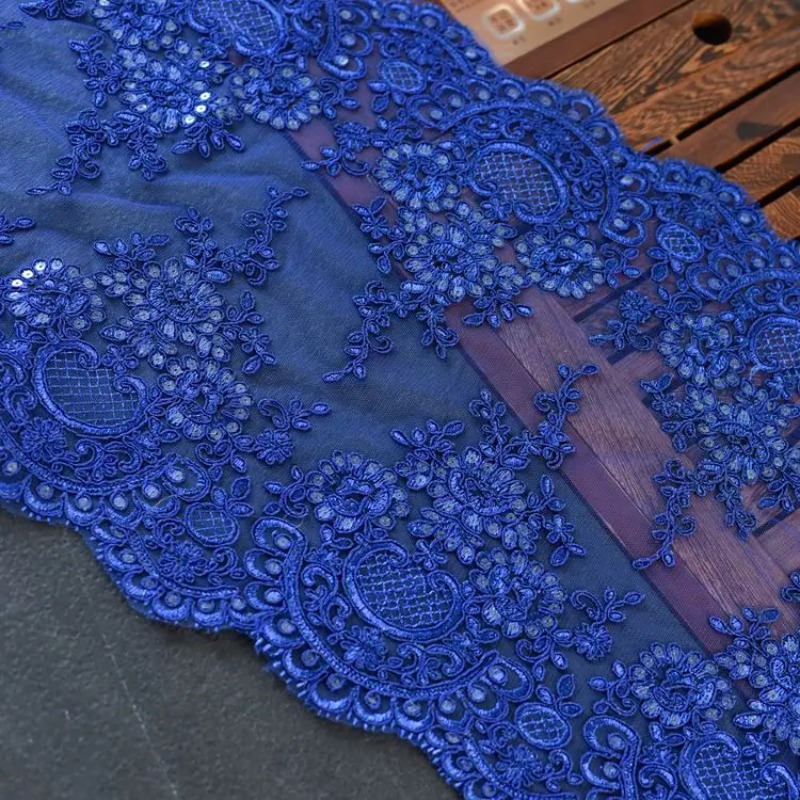 Tessuto in Pizzo con Paillette - Table Runner Sequin recensione e prezzo